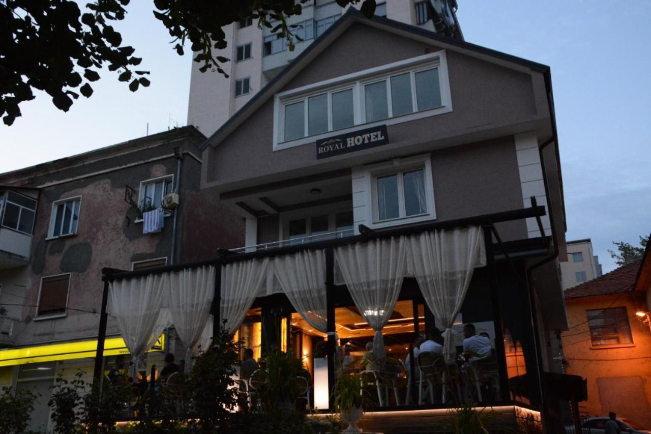 Royal Hotel Peshkopi Albania ภายนอก รูปภาพ
